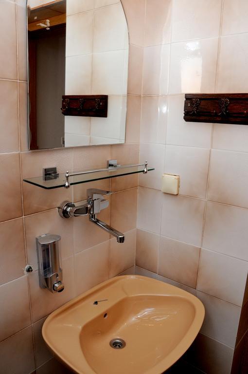 Guest House Smajlaga 乌尔齐尼 外观 照片