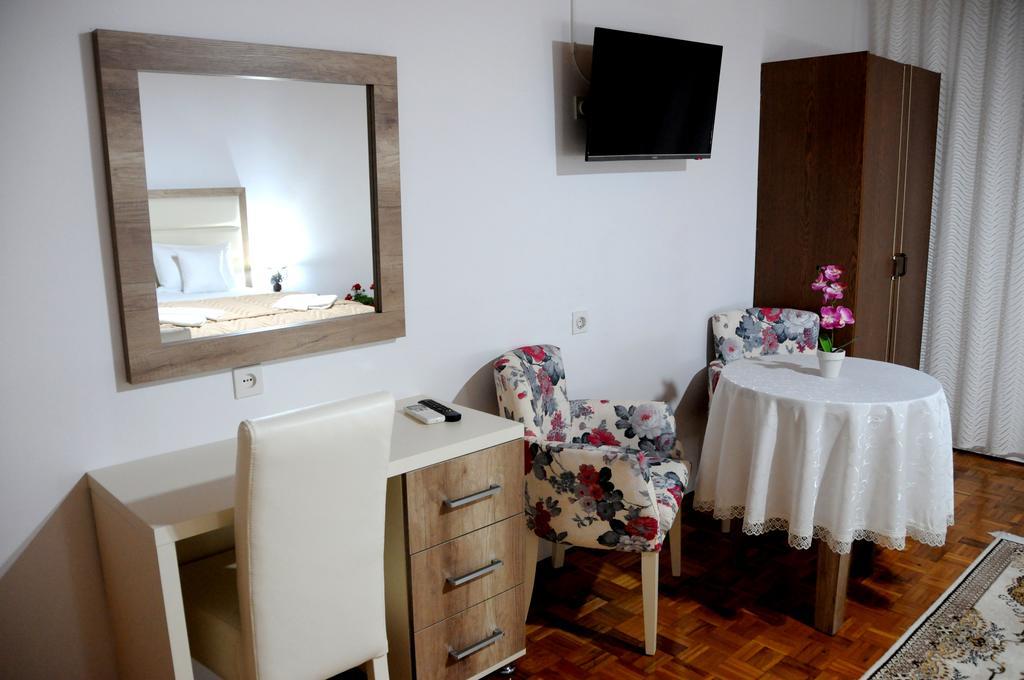 Guest House Smajlaga 乌尔齐尼 外观 照片